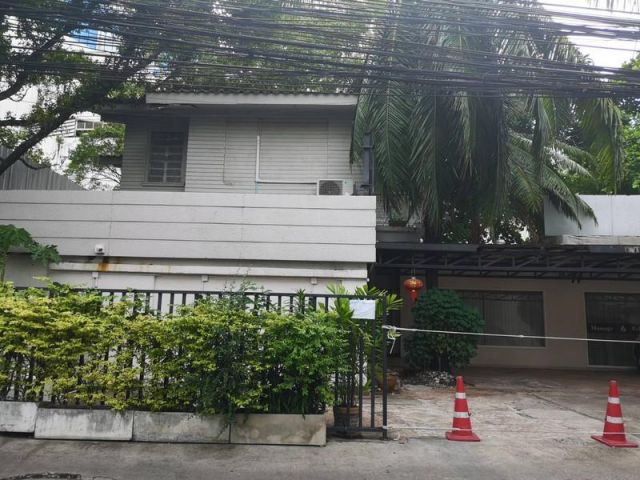 ให้เช่าบ้านเดี่ยวหลังใหญ่ สุขุมวิท ใกล้ BTS อโศก