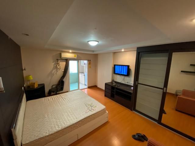 ให้เช่าคอนโด Happy Condo Ratchada 18