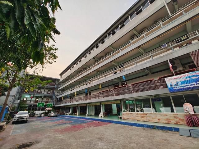 ให้เช่าอาคาร 2หลังบนที่ดิน 1ไร่ ถนนเพชรเกษม ท่าพระ