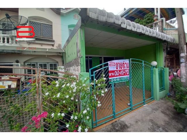 ทาวน์เฮาส์ หมู่บ้าน พนาสนธิ์ 2 เนื้อที่ 17.9 ตรว. ถนนนิมิตรใหม่ เขตมีนบุรี
