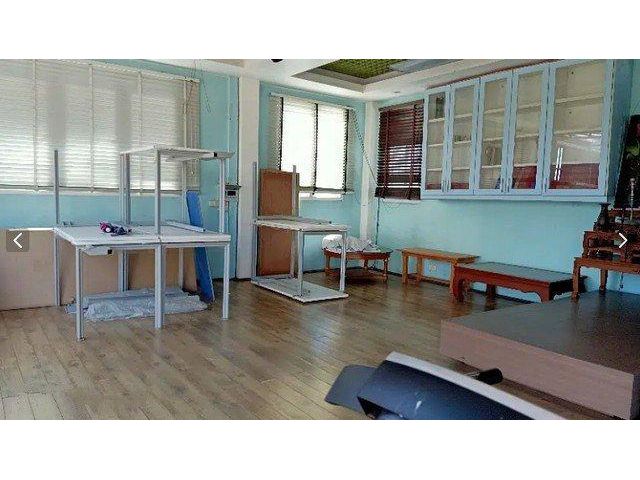For Sale บ้านเดี่ยว 4 ชั้นครึ่ง ซอยประชาอุทิศ ห้วยขวาง