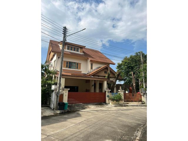 ขาย บ้านเดี่ยว 2 ชั้น หมู่บ้านลัดดารมย์ (ตามสภาพ) ต.สันผีเสี้อ   อ.เมืองเชียงใหม่ จ.เชียงใหม่