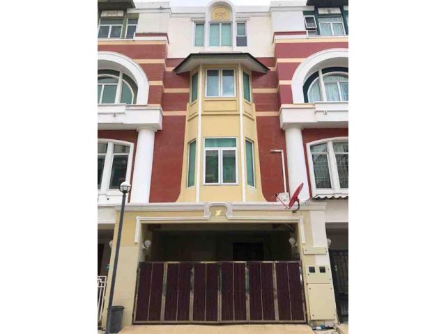 BTSอุดมสุข37-41 บิ้วอิน 4นอน 3จอดรถ 1.5กม. 4 ชั้น