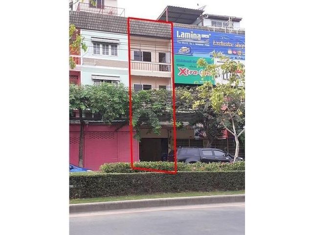 ให้เช่าตึกแถว3.5 ชั้นย่านอ่อนนุช พัฒนาการตัดใหม่