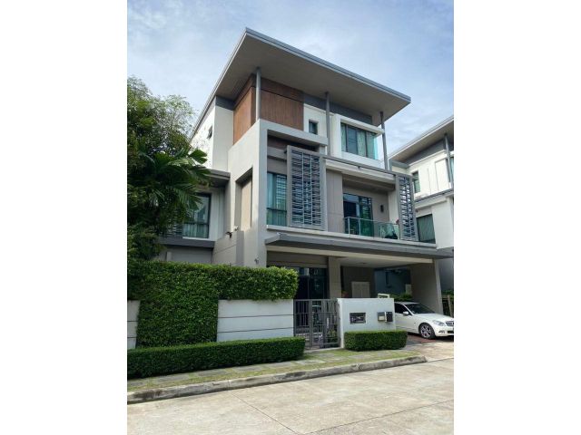 ขายบ้านเดี่ยว3ชั้นนาราสิริไฮด์อเวย์โยธินพัฒนา3