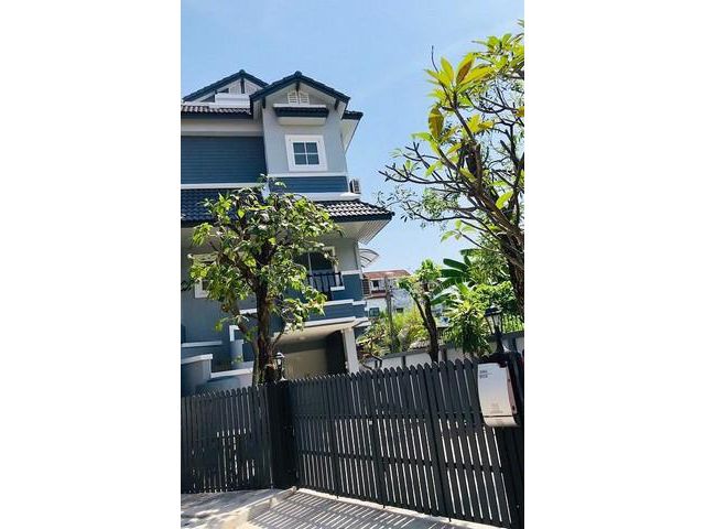 ให้เช่าทาวน์โฮม3ชั้น เน็พปาร์ควิลล่า เกษตรนวมินทร์