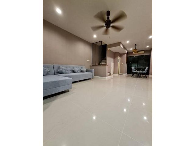 ให้เช่าทาวน์เฮ้าส์ 3 ชั้น Eco Space เกษตร นวมินทร์