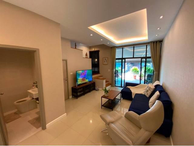 For Rent : FLORA WONGSAWANG