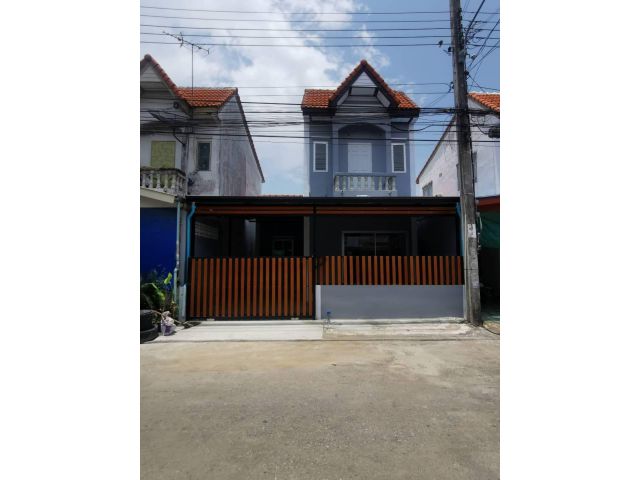 บ้านเดี่ยว 2 ชั้นตกแต่งพร้อมอยู่ ราคาถูก #หมู่บ้านอมรทรัพย์ มีวินรถตู้ มี 2 สาย วินมอเตอร์ไซต์ เชื่อมต่อถนนเชื่อมสัมพันธ์