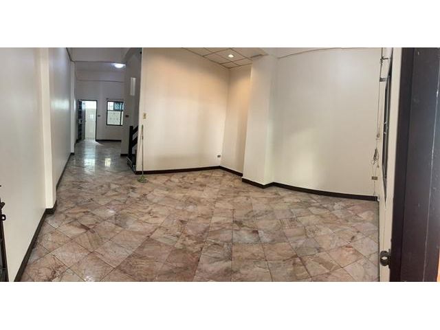 ติวานนท์  รร.สวนกุหลาบนนท์3ชั้น 24ตรว MRT ปากเกร็ด