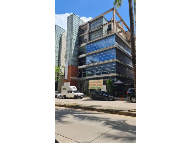 ขายอาคารสำนักงาน 6ชั้น บนถนนบอนด์สตรีท เมืองทองธานี ปากเกร็ด