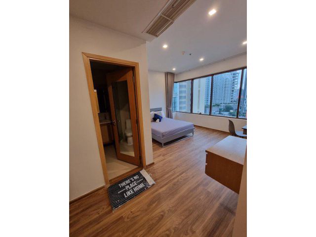 Emporio Sukhumvit 24 ชั้น 10