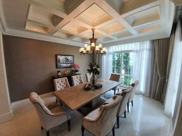 ให้เช่านาราสิริ บางนา  บ้านใหญ่สุด  ราคา  400,000