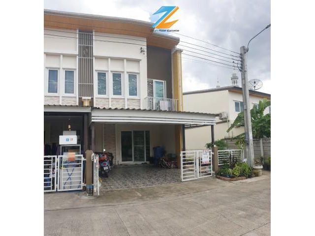 ขายทาวน์โฮม 2 ชั้น หลังมุม หมู่บ้านโกลเด้น ทาวน์ ซ.มีสทีน เขตสะพานสูง กรุงเทพฯ