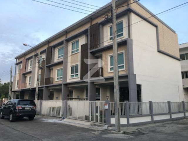ให้เช่าทาวน์เฮาส์The Rich Biz Home สุขุมวิท105