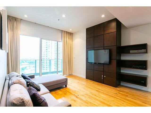 ให้เช่าคอนโด Millennium Residence  2 ห้องนอน