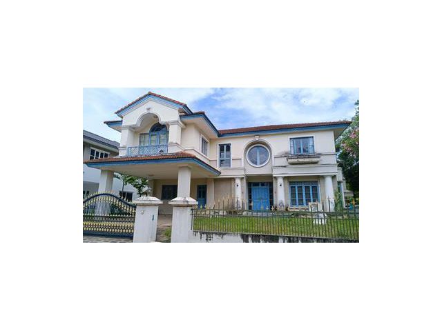 บ้านลดาวัลย์ เลค โคโลเนียล เขตบางขุนเทียน  กรุงเทพ