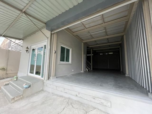 WH0260 ให้เช่าโกดังพร้อมออฟฟิศ สร้างใหม่ พื้นที่รวม 290 ตรม เฉลิมพระเกียรติ ร.9 ซอย 6