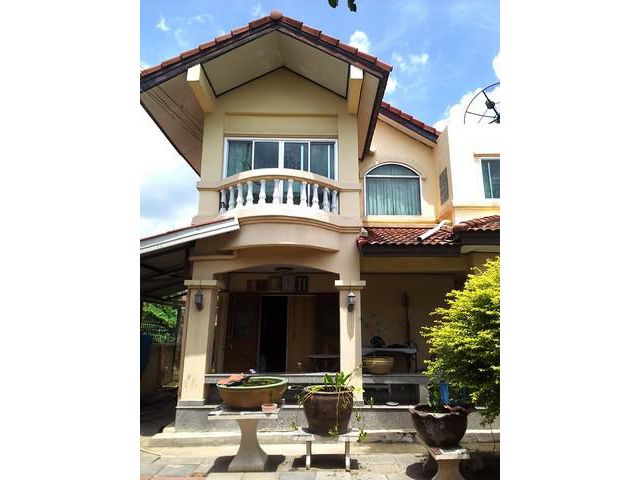 ขายบ้านเดี่ยว 2 ชั้น หลังใหญ่ราคาถูกมาก