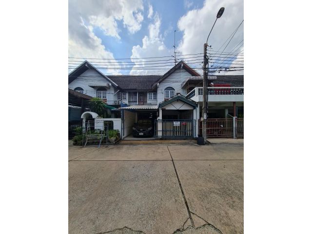 ขายทาวน์เฮ้าส์ 2 ชั้น หมู่บ้านนครหลวง