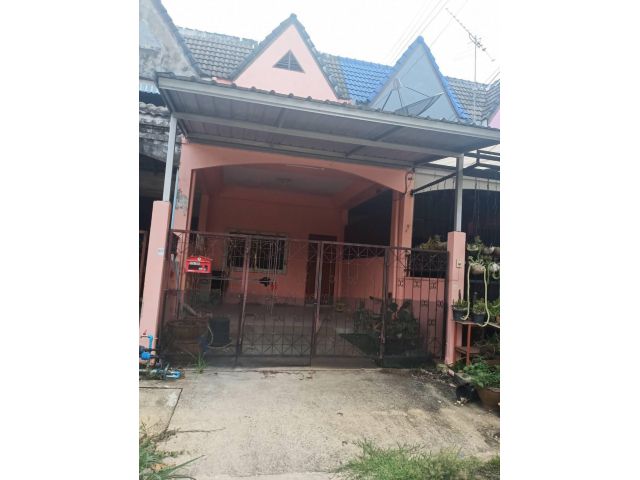 ขายทาวน์เฮ้าส์ท่าช้าง 27.5 ตรว. 2 ชั้น ใกล้ถนนสุขุมวิท 3 - 950 เมตร อ.เมือง จ.จันทบุรี