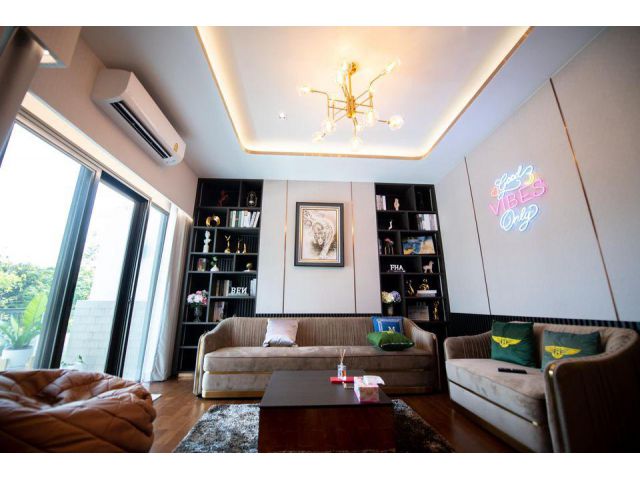 ขายบ้าน The city ปิ่นเกล้า บรมราชชนนี 60 หลังมุม