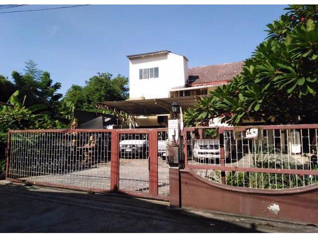 ขายบ้านพร้อมที่ดินสุขุมวิท 56  ใกล้ bts อ่อนนุช