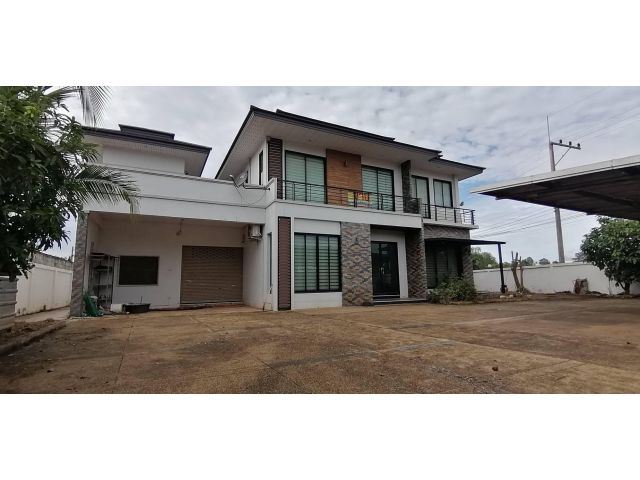 ขายบ้านสวยหลังใหญ่​ ใกล้แยกบ้านสะอาด​ เนื้อที่​ 176.2​ ตร. ว.