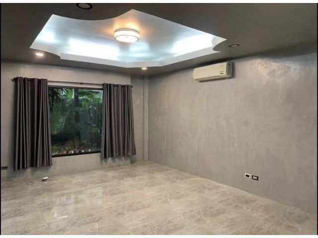 EPL-HR1217 บ้านเดี่ยว 2 ชั้น  Noble Tara เอกมัย