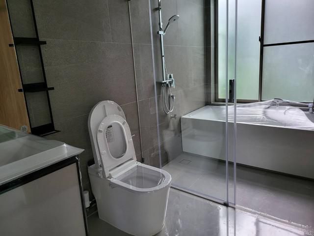 บ้านใหม่เอี่ยม  ปล่อยเช่า สไตล์Modernโซนพระราม9