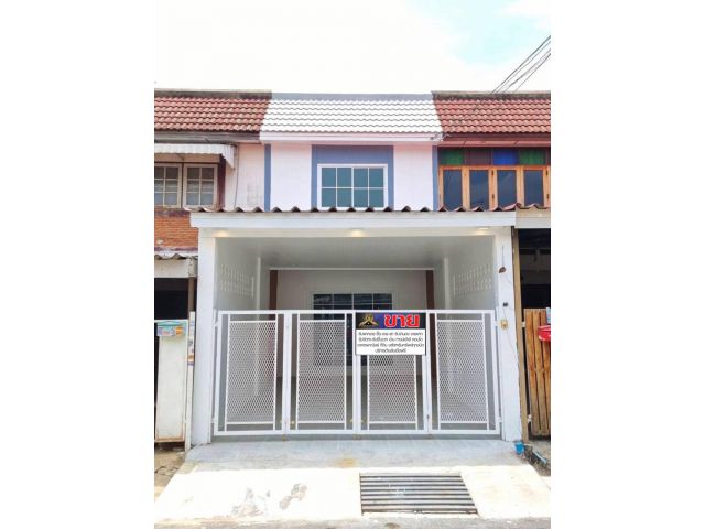 ทาวน์เฮ้าส์ 2 ชั้นต่อเติมระเบียงด้านหลังพร้อมอยู่ #หมู่บ้านมิตรประชา บางใหญ่ เพียง 2 นาที ถึงรถไฟฟ้าสายสีม่วง