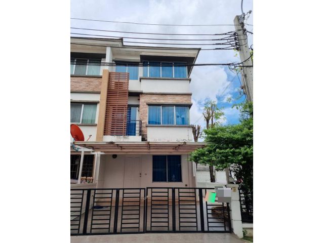 ให้เช่าทาวน์โฮม3ชั้น ทาวน์พลัส กรุงเทพกรีฑา7