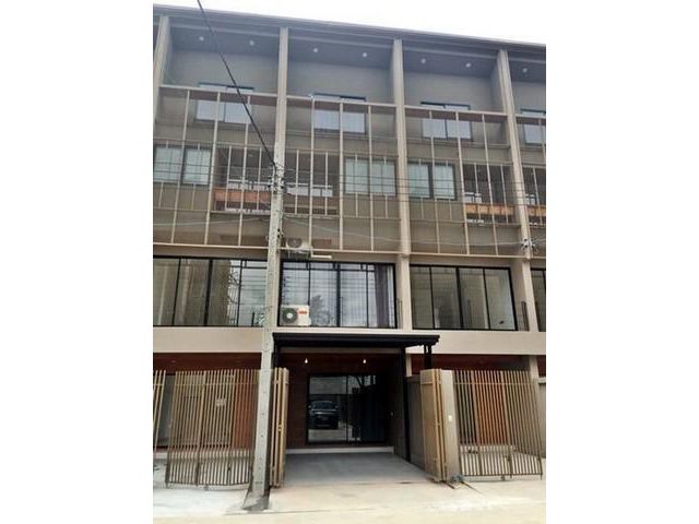 ให้เช่าทาวน์โฮม3ชั้นโครงการHAUS NICHEแจ้งวัฒนะ