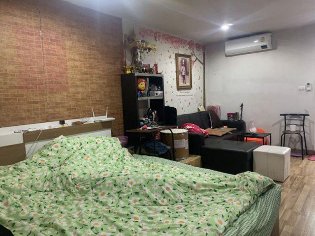 ขายพร้อมผู้เช่า Condo Regent home 12 รีเจ้นท์ โฮม 12 ลาดพร้าว 41  เหมาะแก่การลงทุน