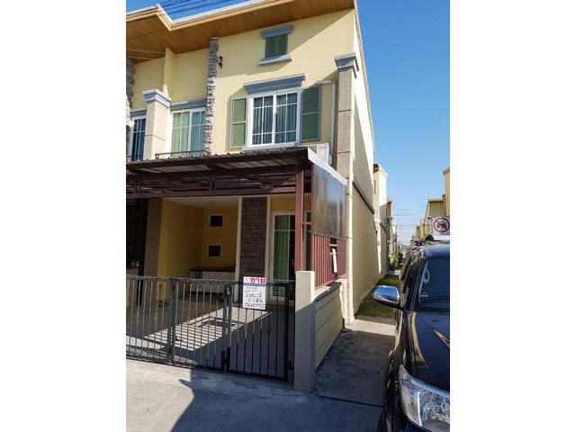 ทาวน์เฮาส์ 2 ชั้น ม.โกลเด้นทาวน์ อ่อนนุช 65