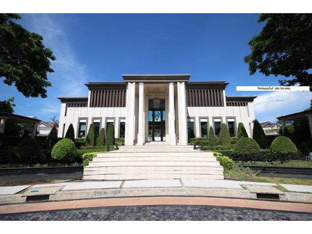 บ้านหรู ให้เช่าสไตล์American Luxury   โซนบางนา