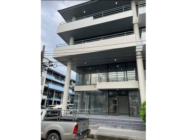 HR1240 ให้เช่า อาคาร โฮมออฟฟิศ 4ชั้น ย่าน อ่อนนุช ศรีนครินทร์ 4 ห้องทำงาน 4 ห้องน้ำ