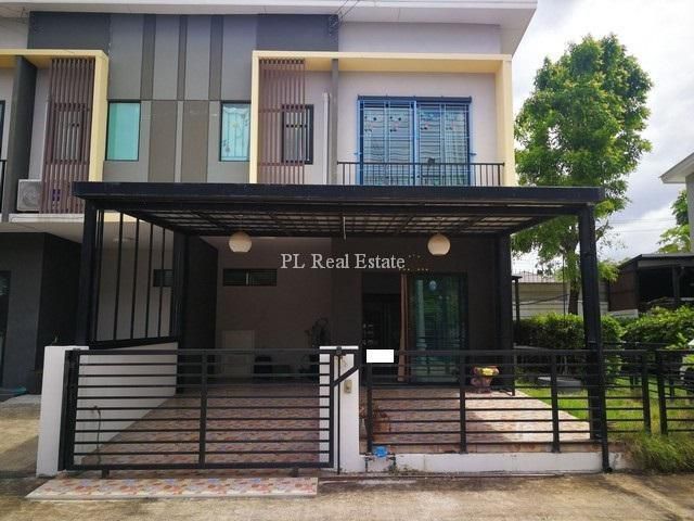 PK ขาย ให้เช่า ทาวน์โฮม เดอะคอนเนค พัฒนาการ 44 พัฒนาการ 38 The Connect Pattanakarn 44 เหมาะอยู่อาศัย