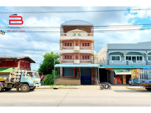 อาคารพาณิชย์ แยกหนองวัลย์เปรียง เนื้อที่ 60 ตรว. อ.สองพี่น้อง สุพรรณบุรี