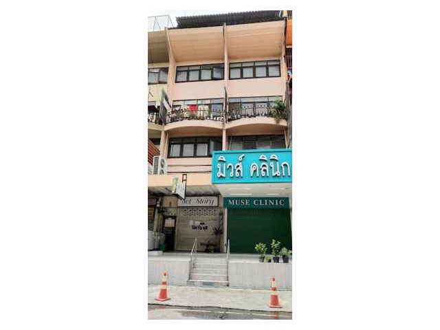 อาคารพาณิชย์ แขวงคลองจั่น เขตบางกะปิ กรุงเทพ