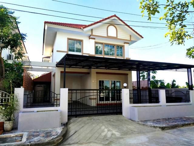 ขายด่วนบ้านแฝดหมู่บ้านบุรีรมย์ ใกล้ซาฟารีเวิลด์