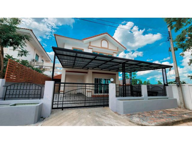 บ้านเดี่ยว 2 ชั้นหลังริม อยู่ต้นโครงการวงเวียนแรก #หมู่บ้านบุรีรมย์ เลียบคลองสอง 23 ตรงข้ามหมู่บ้านเยื้องบิ๊กซี