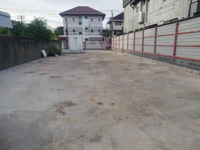 PK294ให้เช่าที่ดิน 100 ตร.ว. เทคอนกรีตพร้อมใช้งาน เฉลิมพระเกียรติ ร.9 ซอย30 ประเวศ