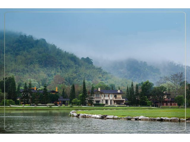 ขายบ้านพักตากอากาศเขาใหญ่ บ้านริมทะเลสาปในหุบเชา ติดอุทยานแห่งชาติเขาใหญ่ เส้นธนะรัชต์ หมูสี ทำเลดีมาก อยู่ตรงทางขึ้นอุท