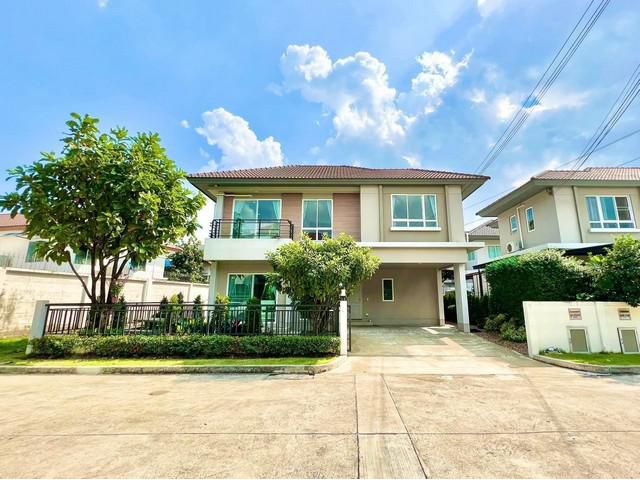 บ้านเดี่ยวไลฟ์ บางกอก บูเลอวาร์ด- คลอง3 ธัญบุรี