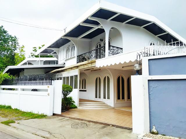 500ตรม.Studio สุขุมวิท65-71 2ชั้น 5นอน  200ตรว.