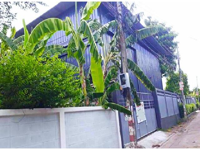 โกดัง-สำนักงาน นาคนิวาส เลียบด่วนรามอินทรา CDC