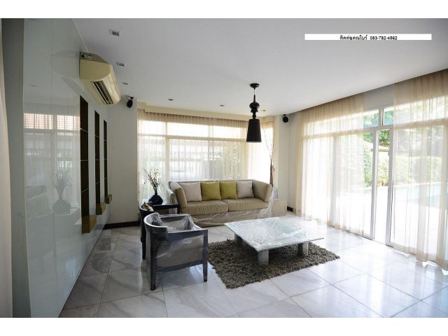 ขายบ้าน หรูสระว่ายน้ำส่วนตัว ใกล้CDC ราคา80ล้าน