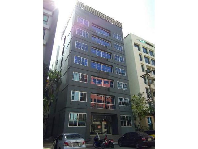 PS01 ให้เช่า อาคาร สำนักงาน 7 ชั้น พร้อมลิฟต์ ถนนศรีนครินทร์ เขตประเวศ พื้นที่ 1,008 ตารางเมตร ใกล้โรงแรมโนโวเทล