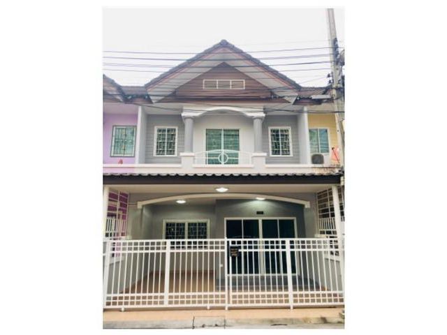 ขายทาวน์โฮม หมู่บ้านนฤรัตน์ พุทธมณฑล สาย 5